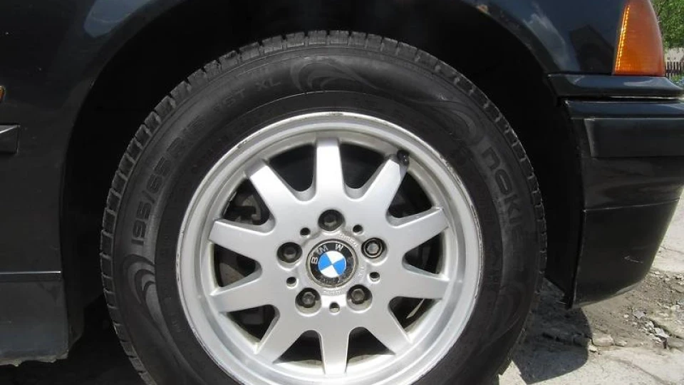 BMW 3 series 320 і 2