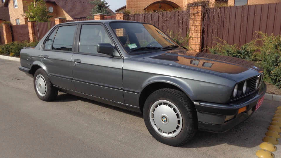 BMW 3 series 320i оригінал 137000 км 3