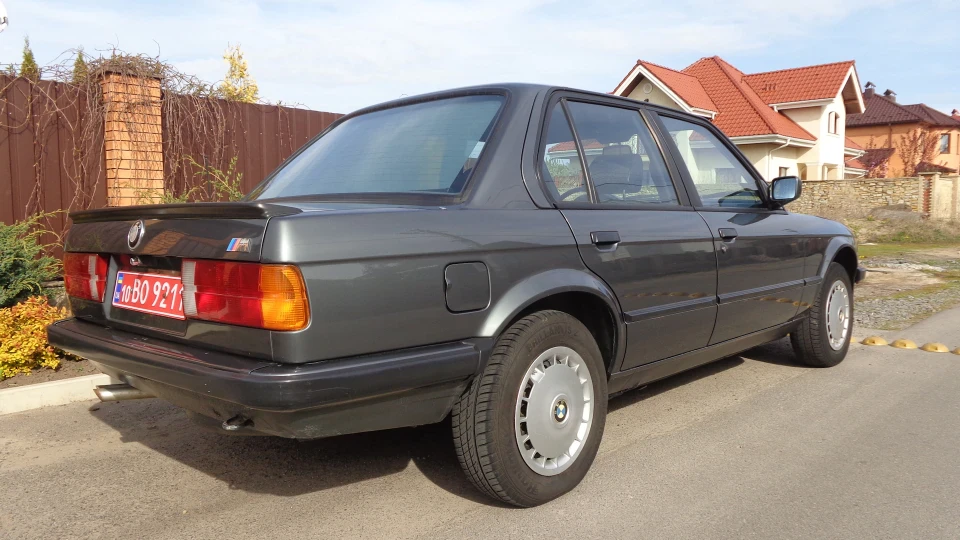 BMW 3 series 320i оригінал 137000 км 4
