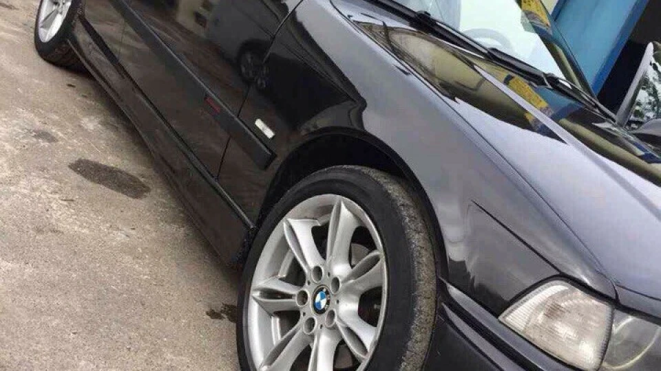 BMW 3 series 323 2,5 3