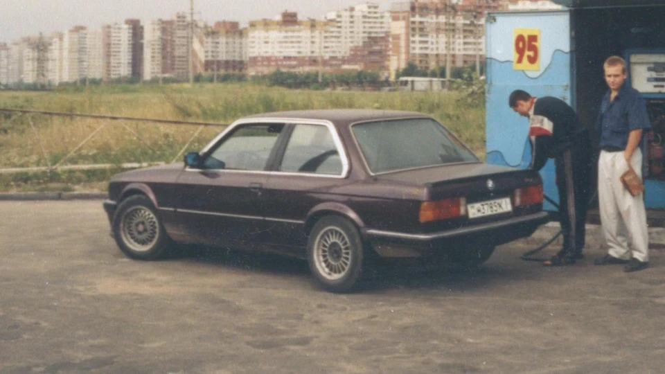 BMW 3 series 323i
