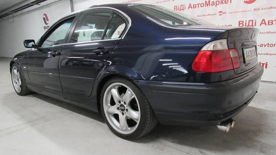 BMW 3 series 323i
