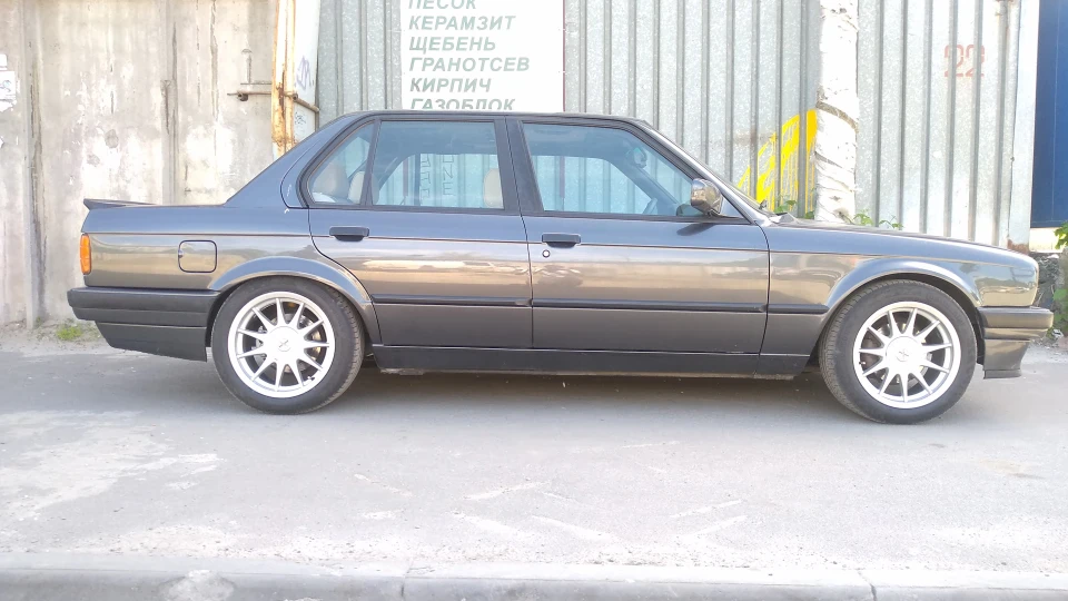 BMW 3 series 325 German Style