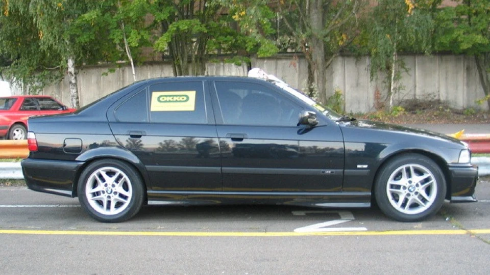 BMW 3 series 325 tds 4