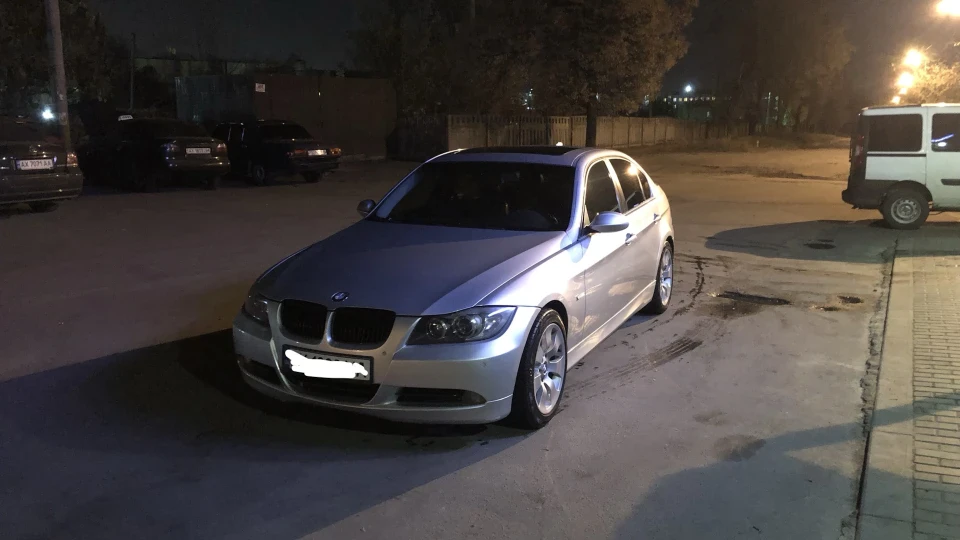 BMW 3 series 325 ✌🏻 4