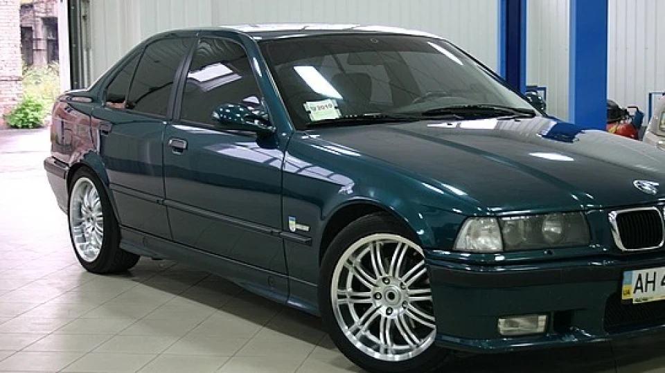BMW 3 series 325i (E36), 5МКП. 2