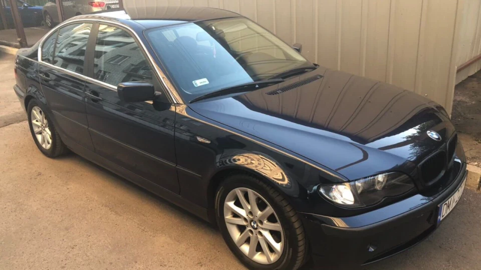 BMW 3 series 325i 3