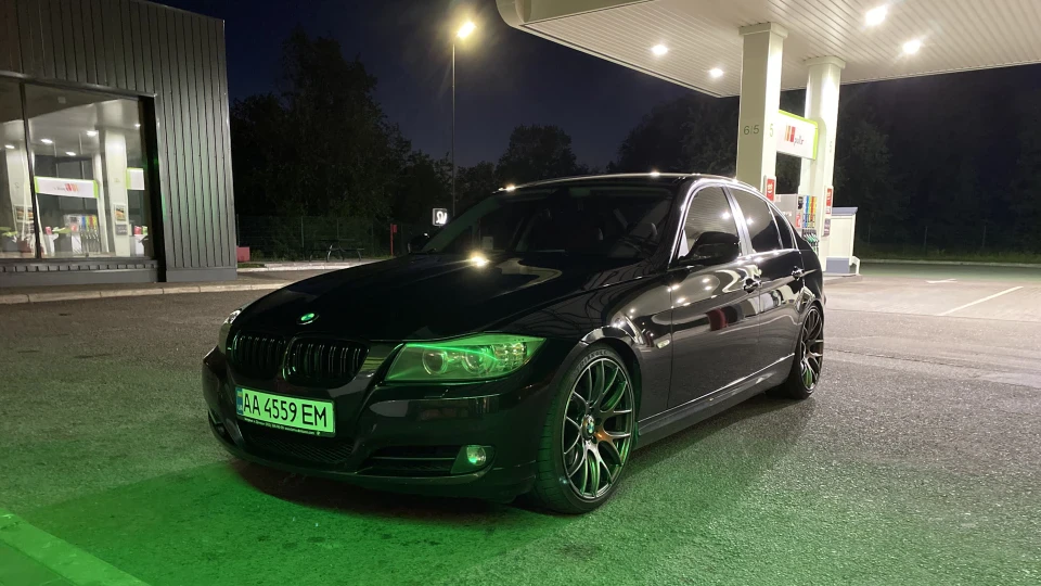BMW 3 series 325i 3