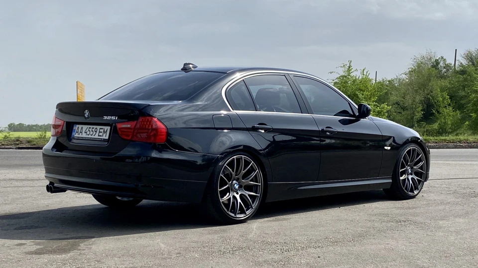 BMW 3 series 325i 4