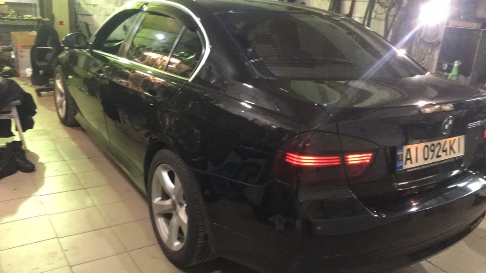 BMW 3 series 325XI 4