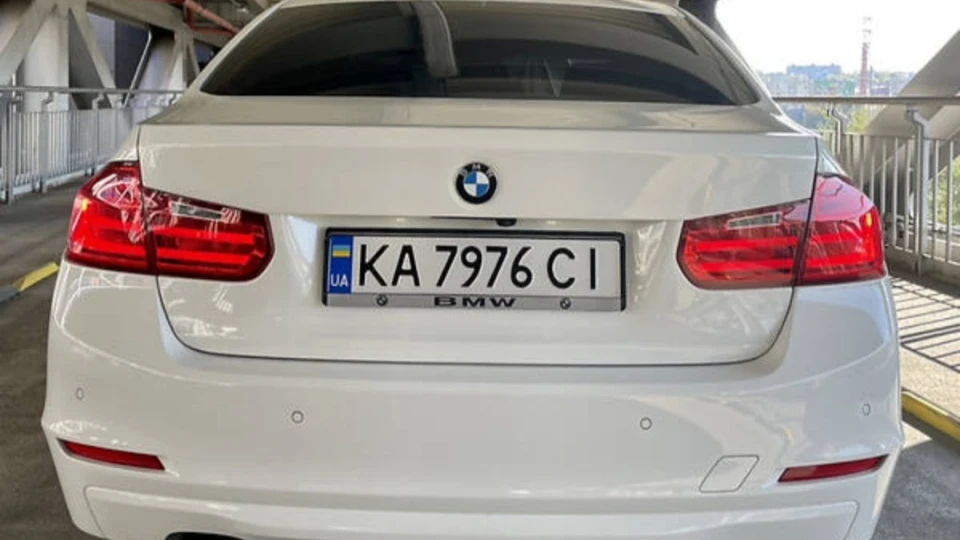 BMW 3 series 328 White Shark