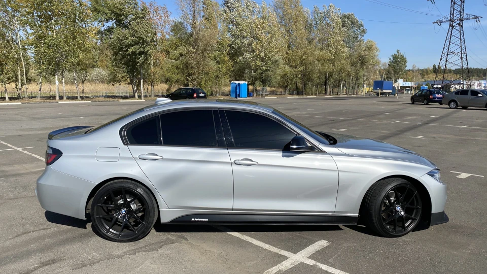 BMW 3 series 328 Xi M-Performance 4