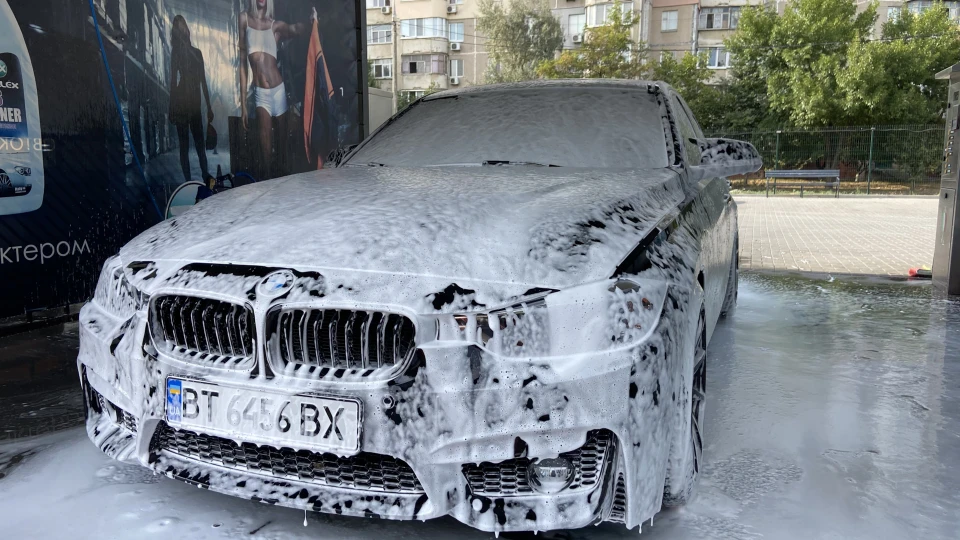 BMW 3 series 328i Black Sapphire 3