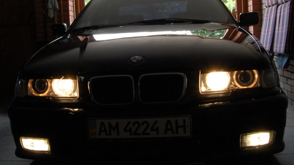 BMW 3 series 328i M-packet чорна 4