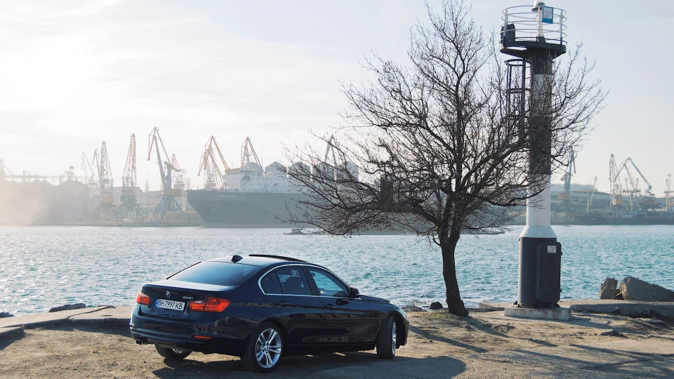 BMW 3 series 328i 3