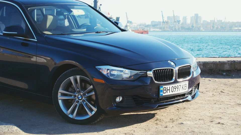 BMW 3 series 328i 5