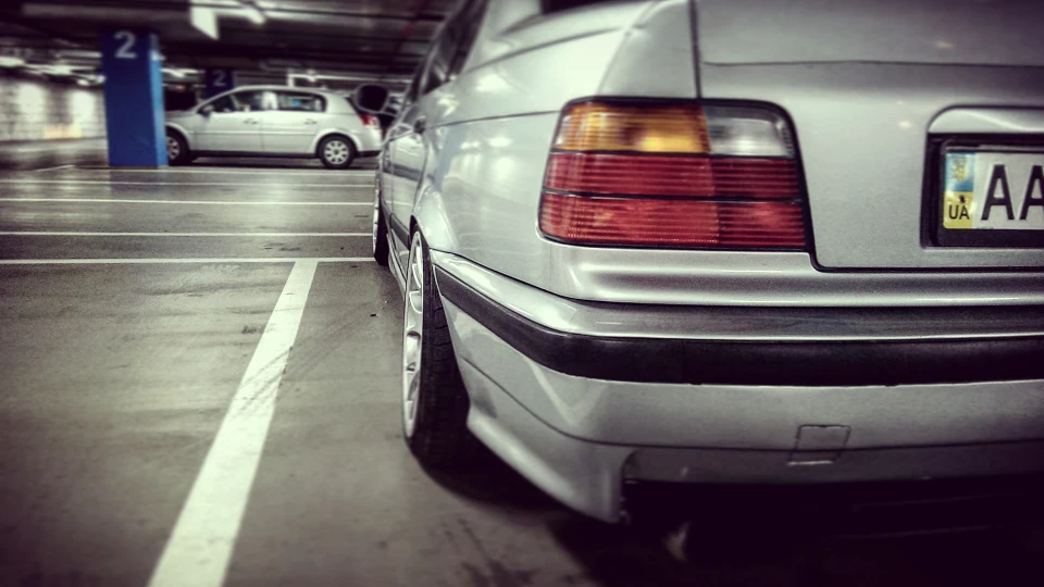 328i 10 2