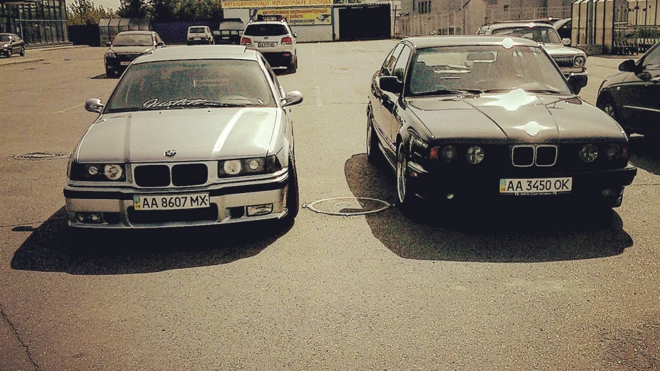 328i 10 4