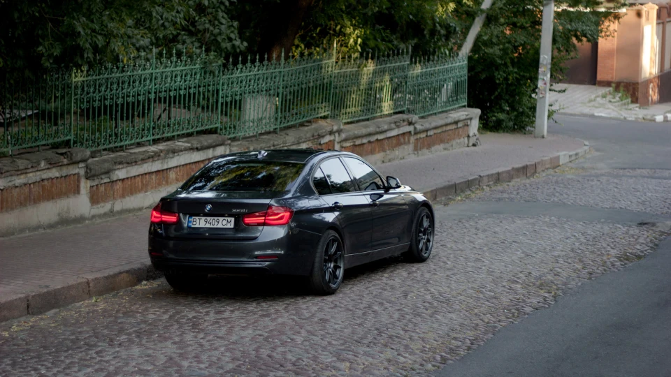 BMW 3 series 328i 5