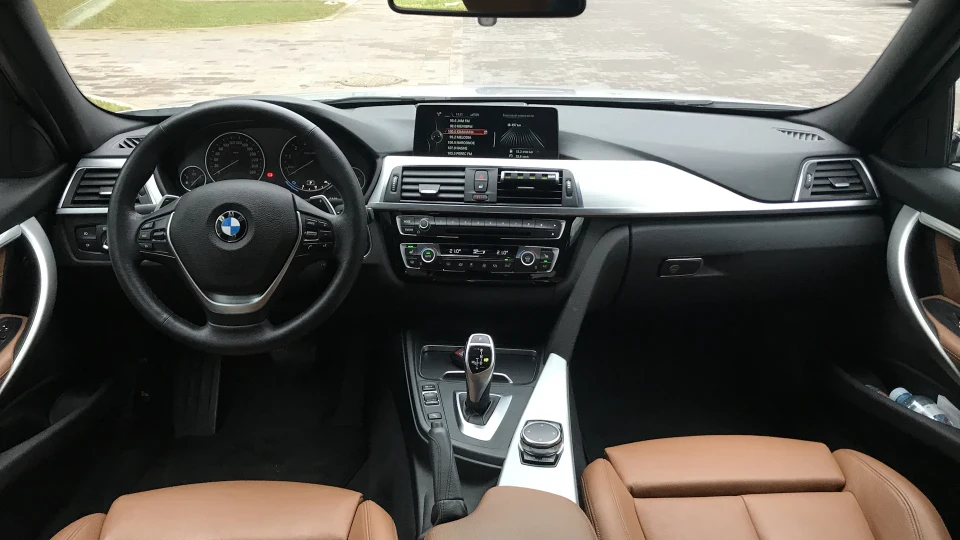 BMW 3 series 328ix 4