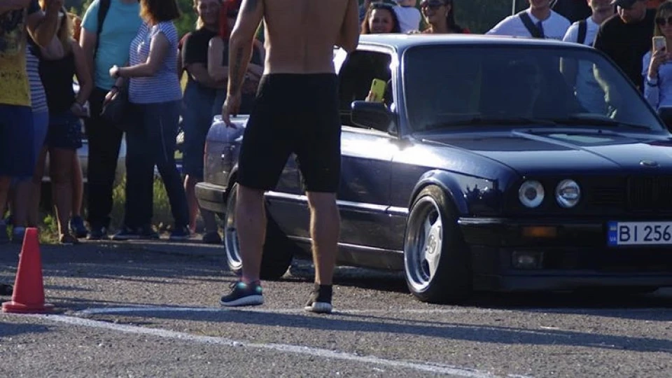 BMW 3 series 330 2