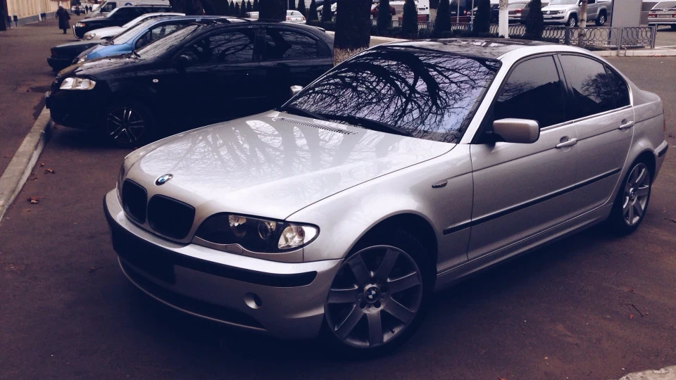 BMW 3 series 330d 3