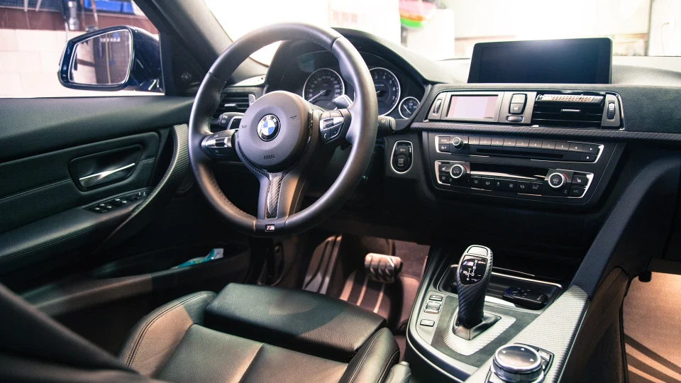 BMW 3 series 335ix 3