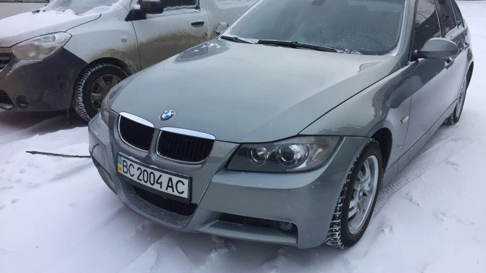 BMW 3 series Arctic blue M 320i n46 5