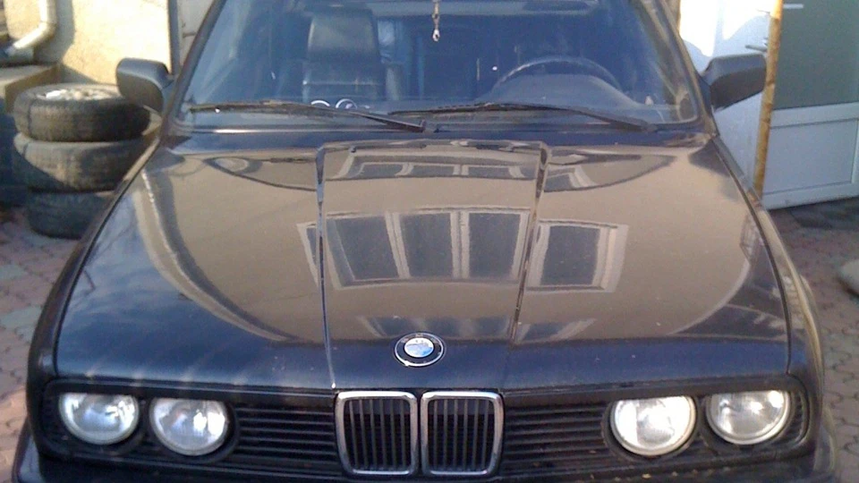 BMW 3 series "Bee"