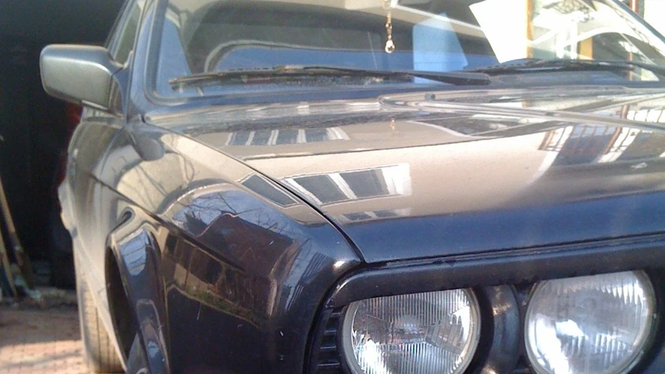 BMW 3 series "Bee" 2