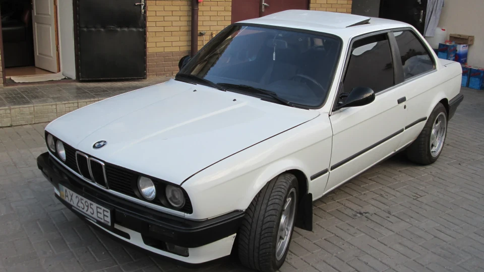 BMW 3 series Білка