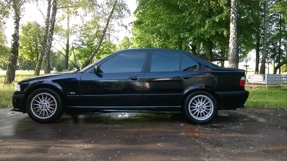 BMW 3 series Black Amelie