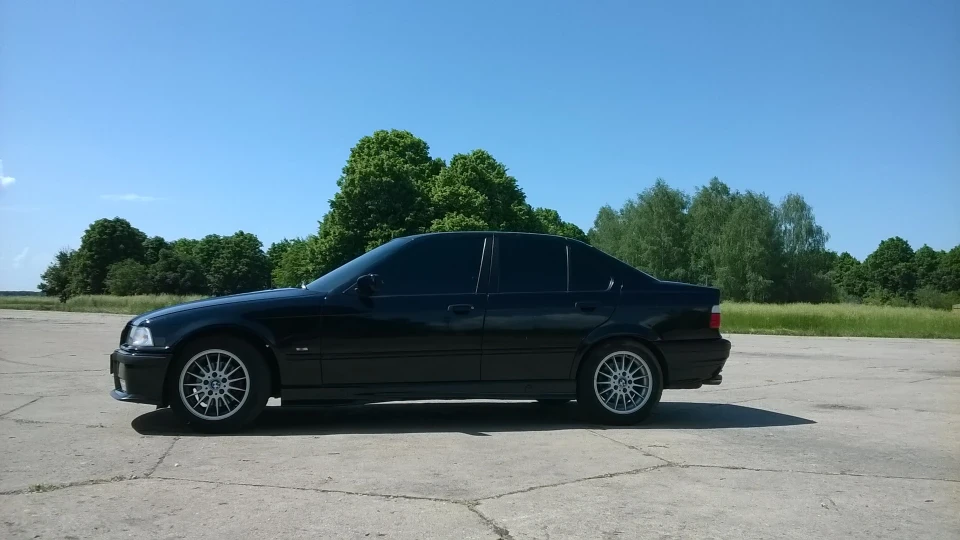 BMW 3 series Black Amelie 5