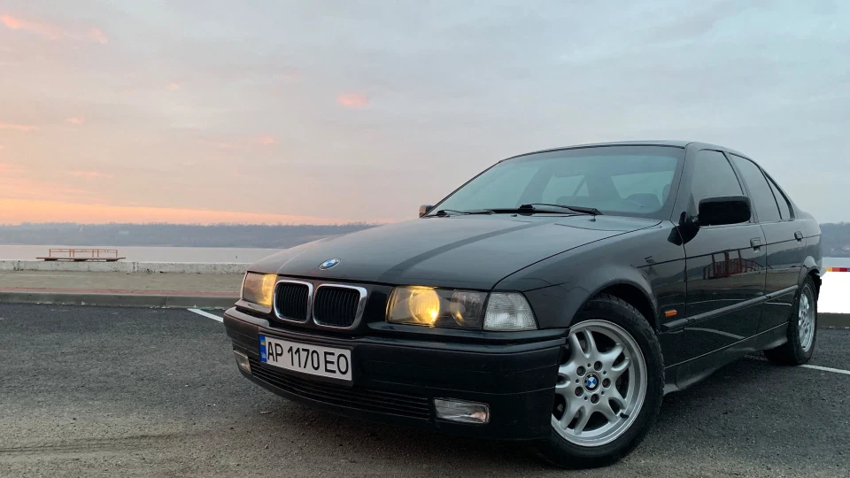 BMW 3 series Black Individual 3