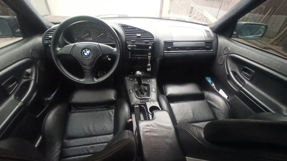 BMW 3 series Black Prince 2