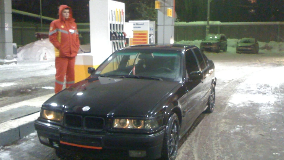 BMW 3 series Black Voron 4