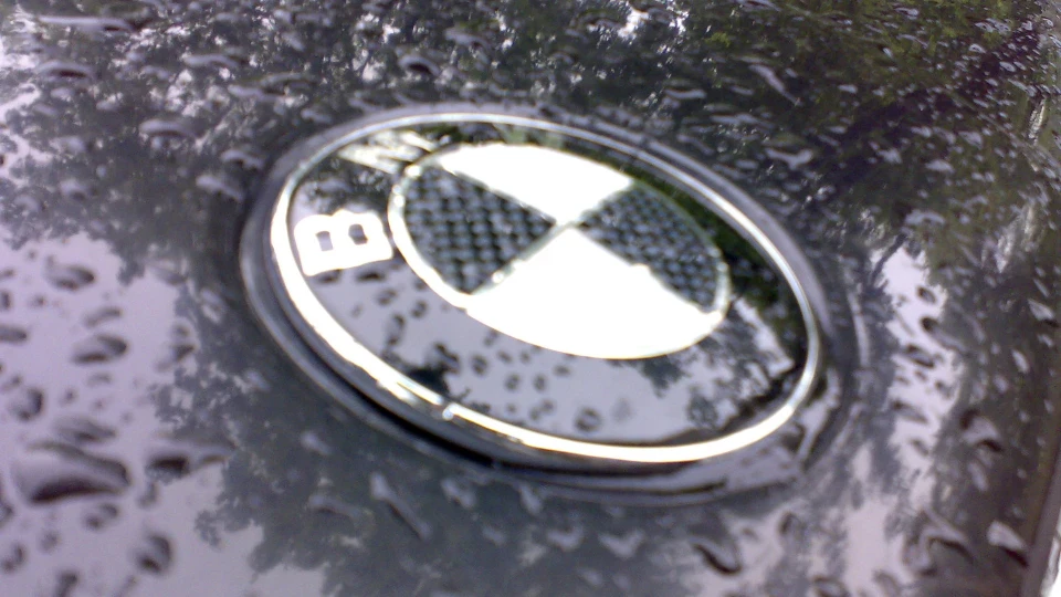 BMW 3 series blackbird 2