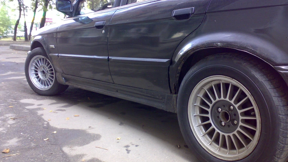 BMW 3 series blackbird 4