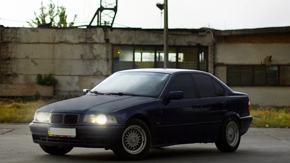 BMW 3 series ///Blackout 2