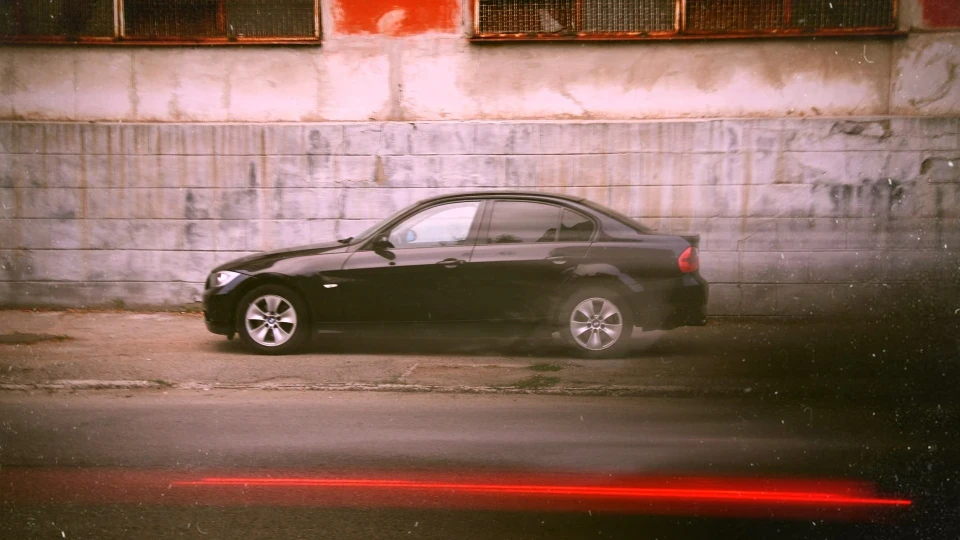 BMW 3 series Блискуча 2