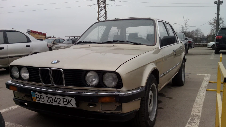 BMW 3 series Бубон 4