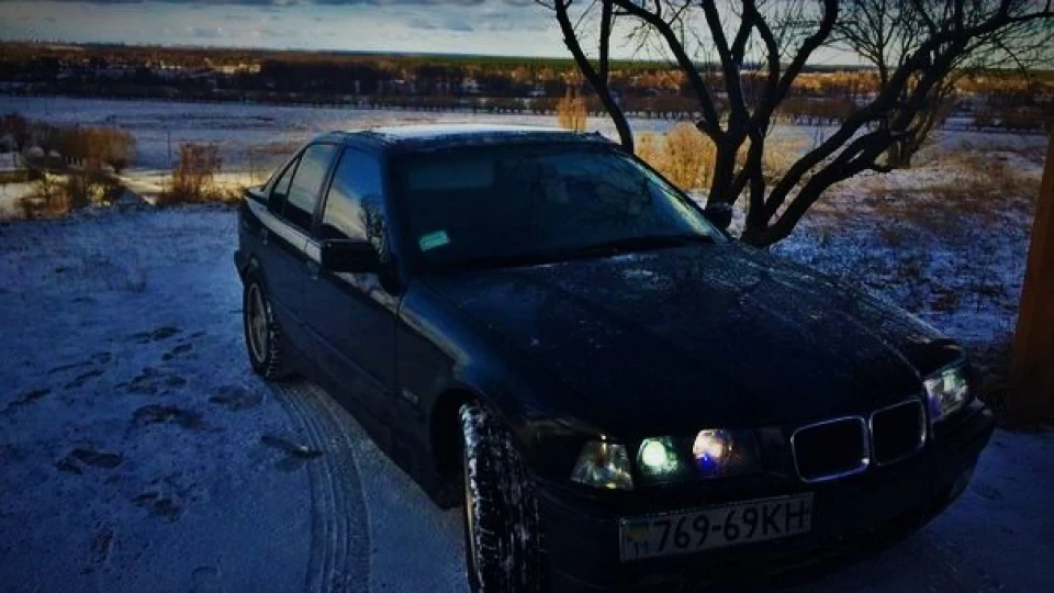 BMW 3 series Чорна троянда 2