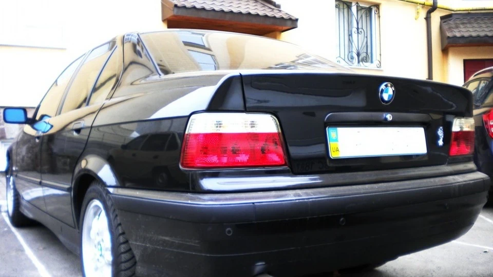 BMW 3 series Deutsch Brünett 4
