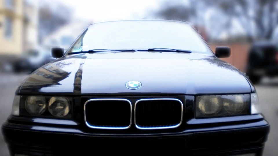 BMW 3 series Deutsch Brünett 5