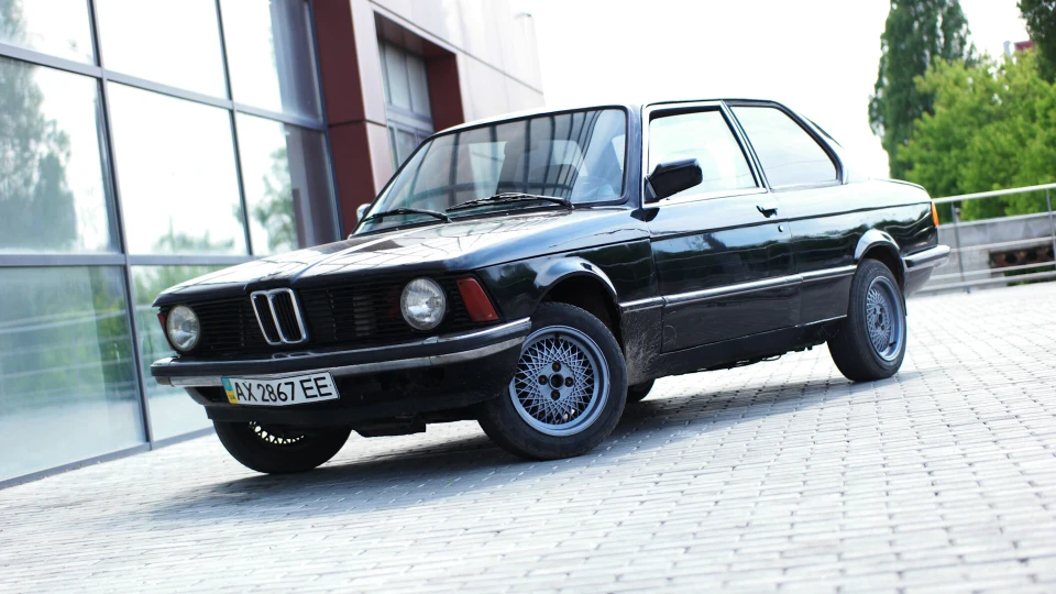 BMW 3 series e21