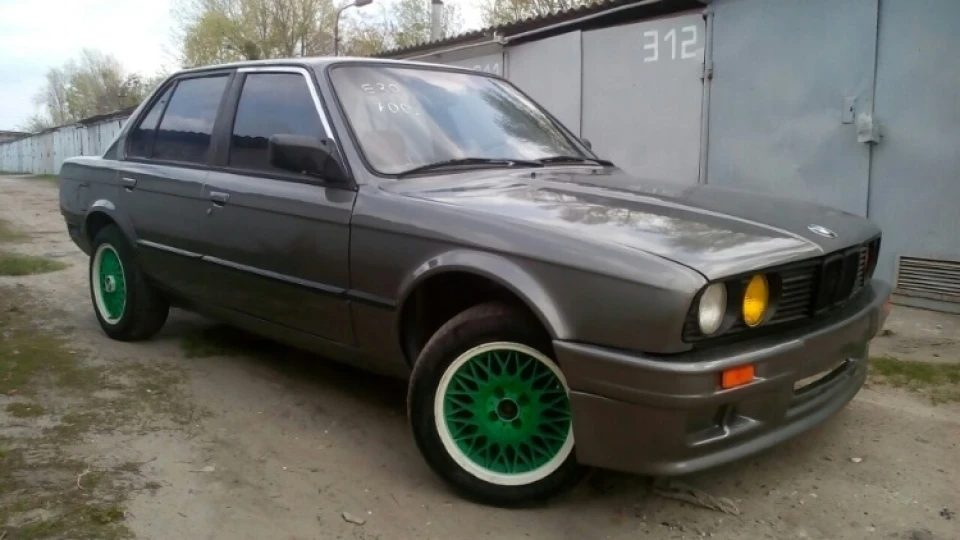 BMW 3 series Е30