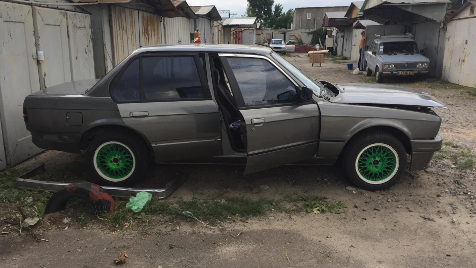 BMW 3 series Е30 4