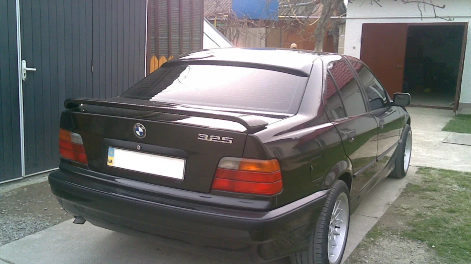 BMW 3 series e36 325td Чорний Бумер 2