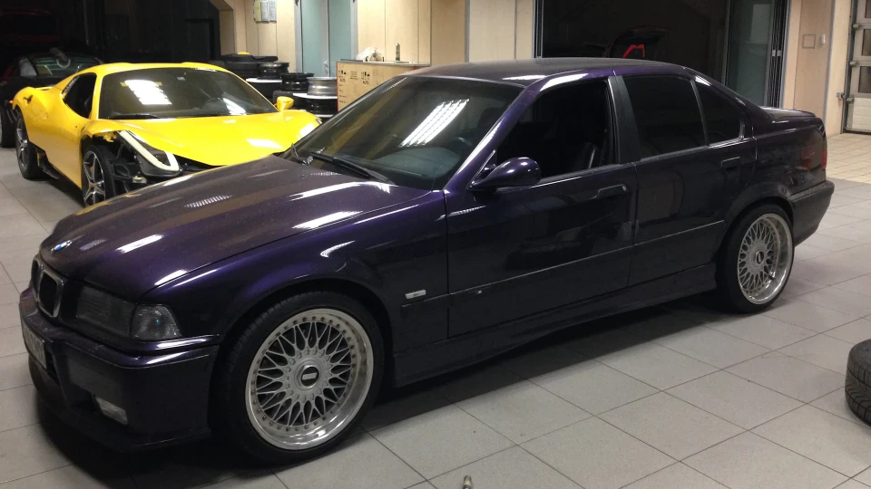 BMW 3 series E36 M52B28 Techno violet