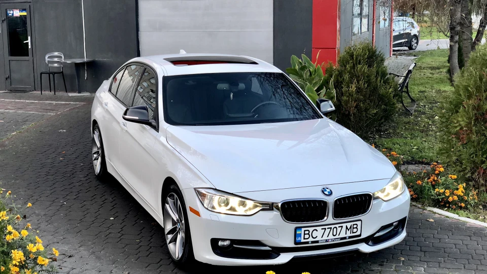 BMW 3 series F30 Alpine White🤍 3